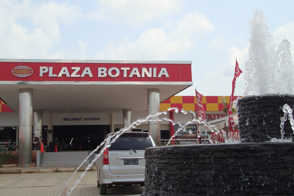 25 Menit ke PASAR BOTANIA