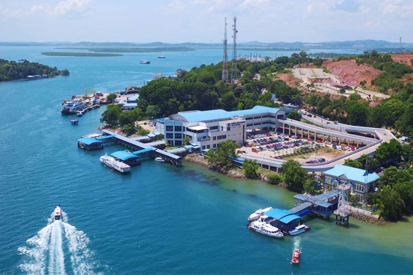 5 Menit ke PELABUHAN PUNGGUR